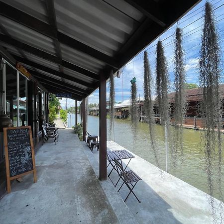 Reuan Vilawan Ratchaburi Exterior photo