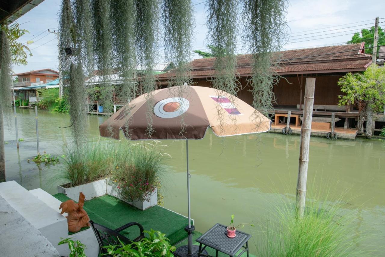 Reuan Vilawan Ratchaburi Exterior photo
