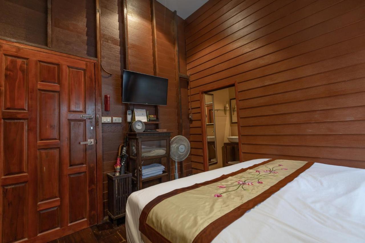 Reuan Vilawan Ratchaburi Exterior photo