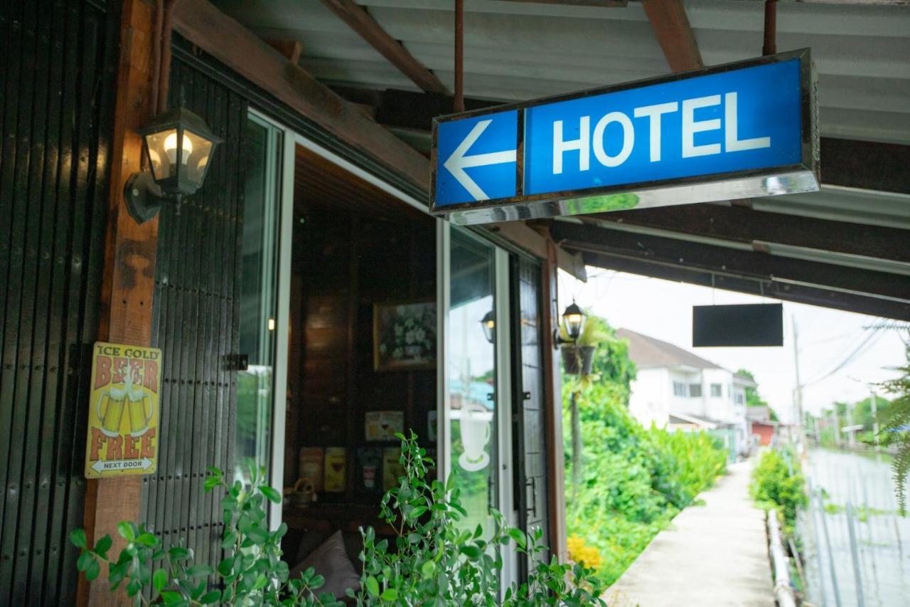 Reuan Vilawan Ratchaburi Exterior photo