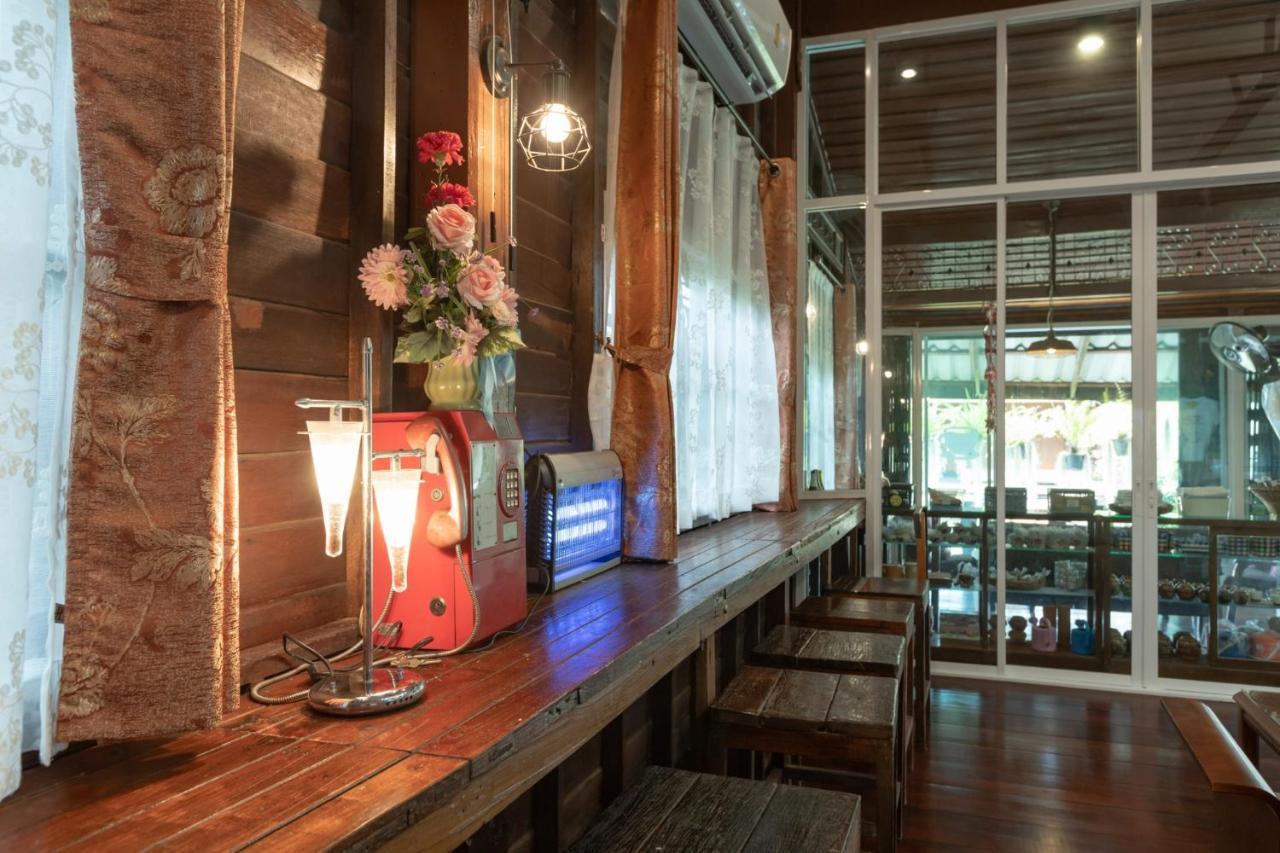Reuan Vilawan Ratchaburi Exterior photo