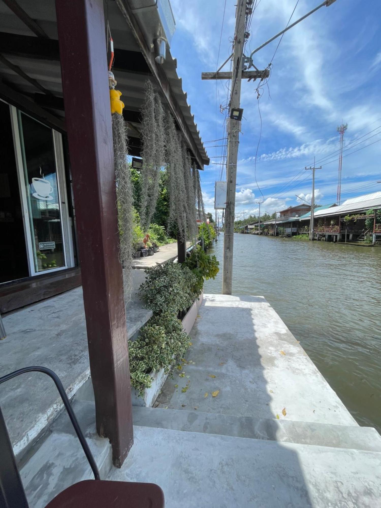 Reuan Vilawan Ratchaburi Exterior photo