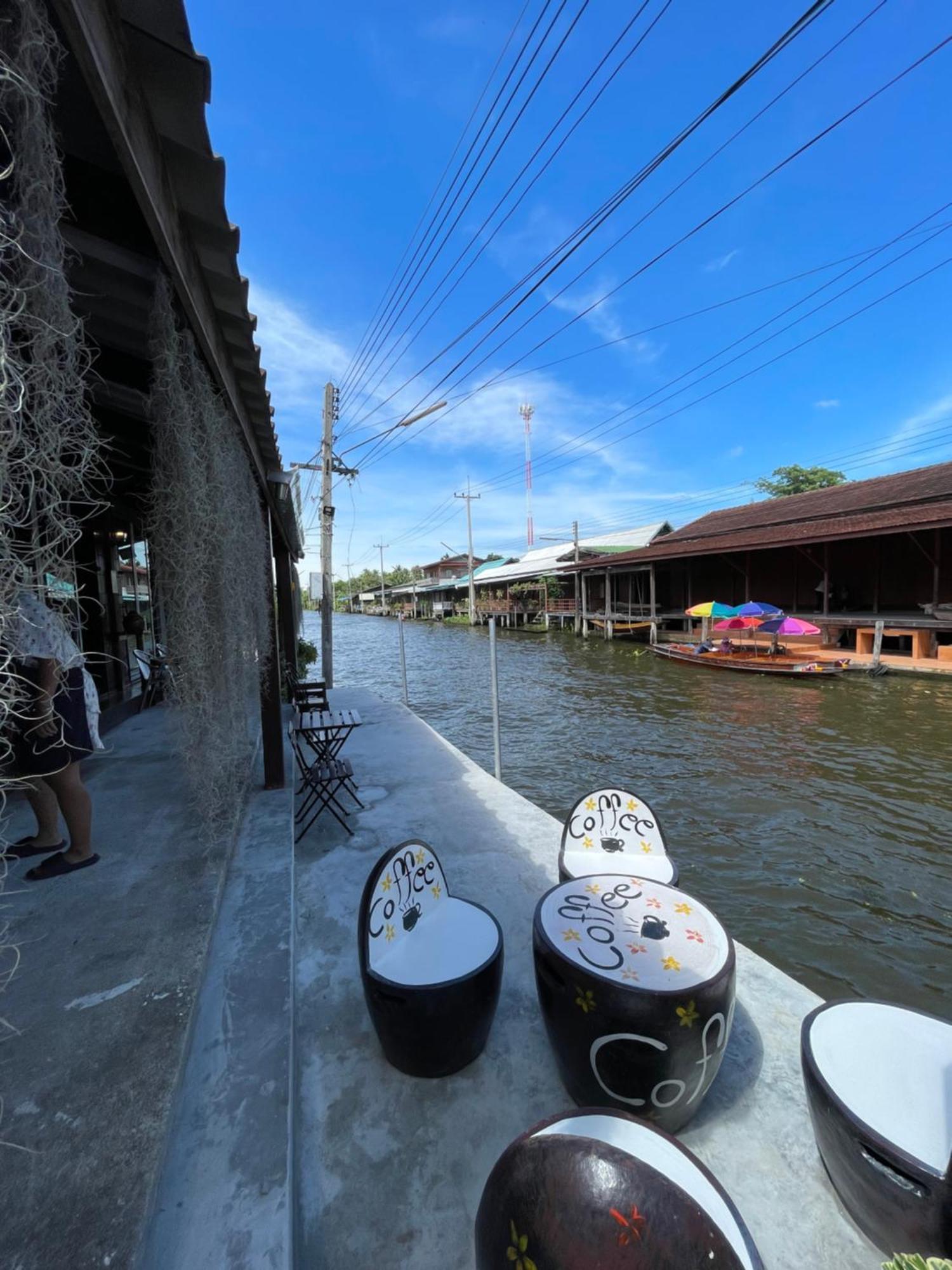 Reuan Vilawan Ratchaburi Exterior photo